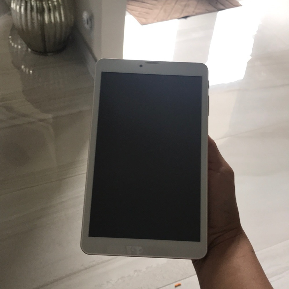 Brand new tablet/With case